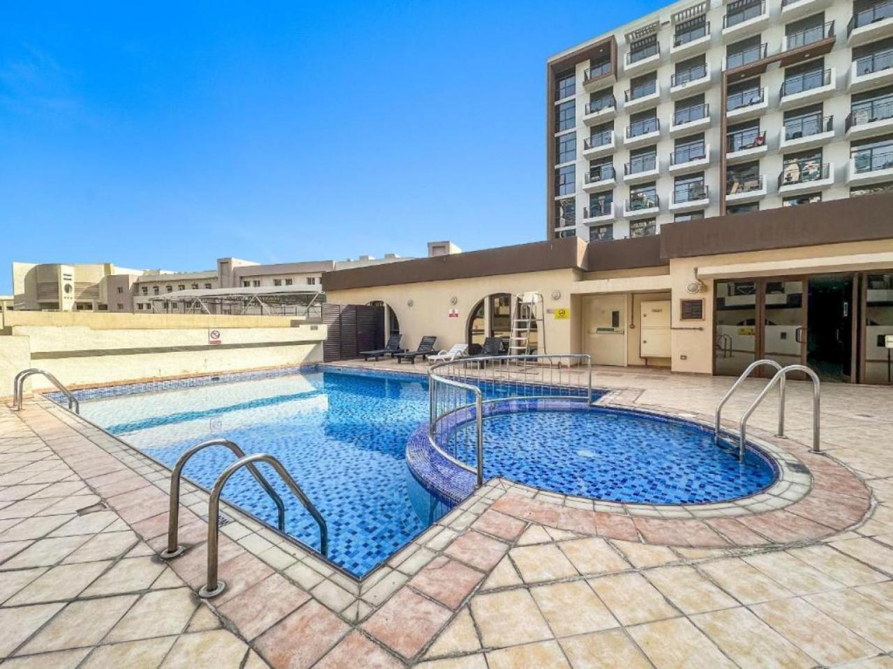 Lincoln Park - Spacious Studio In Dubailand Apartment Exterior photo